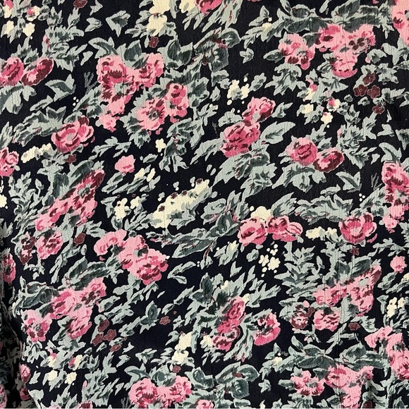 French Affair Black and Pink Floral Blouse with Front Buttoned Design vintage - Picture 3 of 5